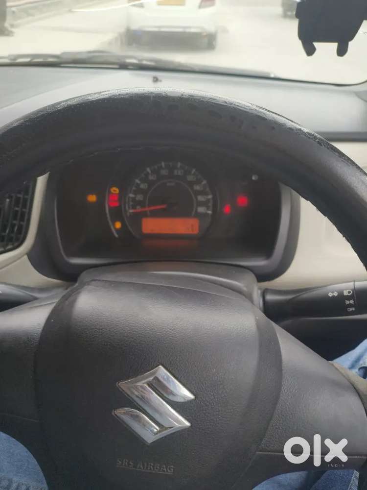 मुझे ड्राइवर चाहिए दिन के लिए ओला ऊबर में गाड़ी चलानी है