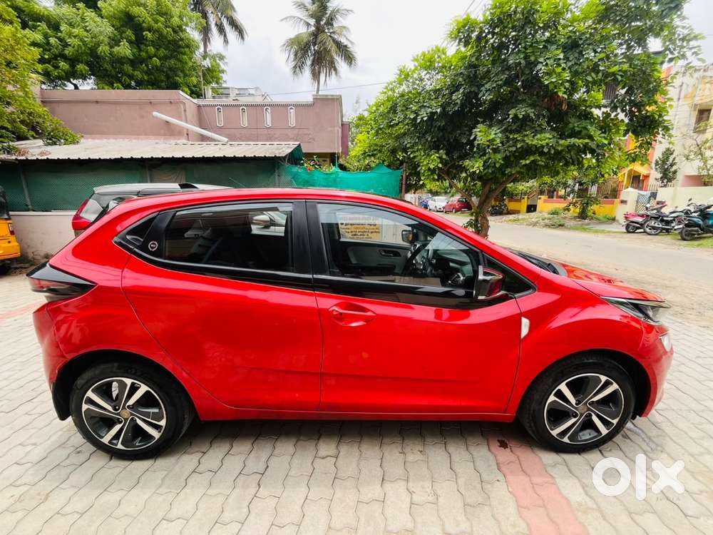 Tata Altroz, 2023, Petrol