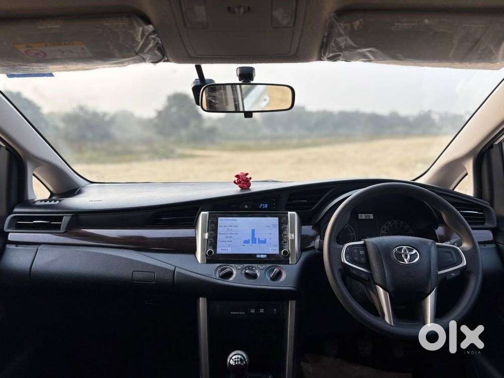 Toyota Innova Crysta