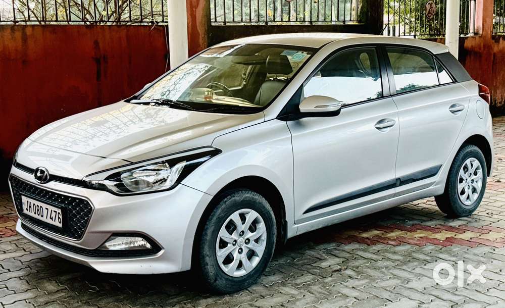 Hyundai Elite I20 Sportz (o) 1.2, 2015, Petrol