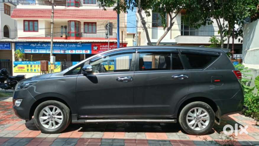 Toyota Innova Crysta 2.4 V, 2017, Diesel