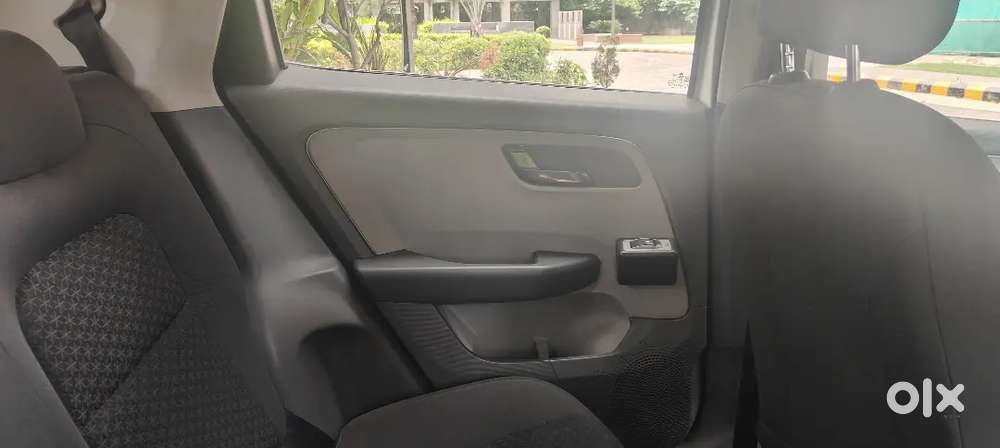 Tata Altroz 1.2 Xe 2021