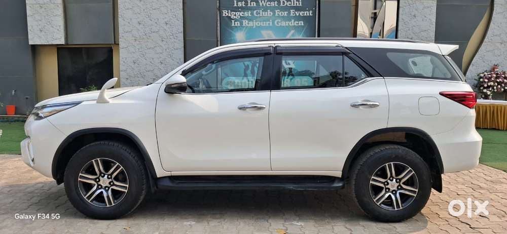 Toyota Fortuner 4x2 At 2.8 Diesel, 2018, Diesel