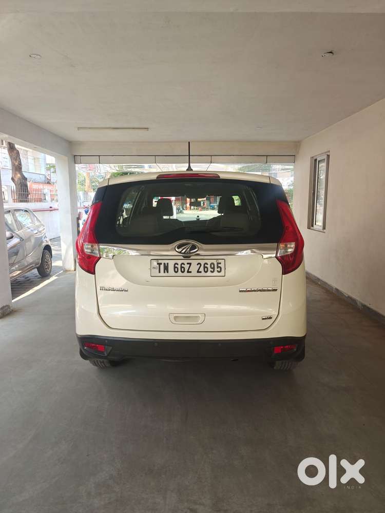 Mahindra Marazzo M8, 2018, Diesel