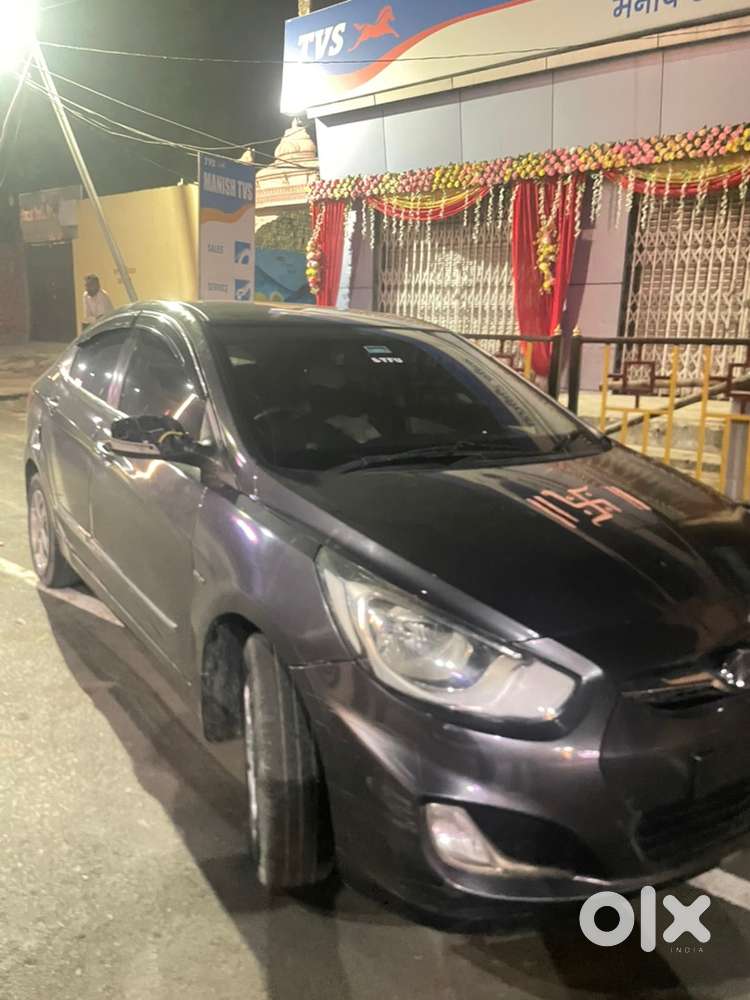 Hyundai Verna Petrol 2013