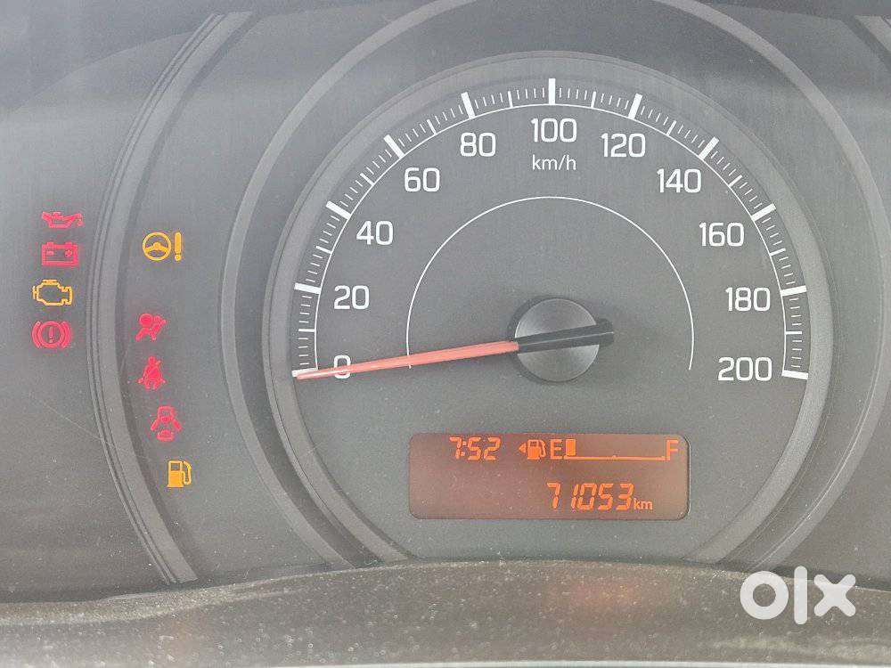 Maruti Suzuki Swift 1.2 Lxi (o), 2022, Petrol