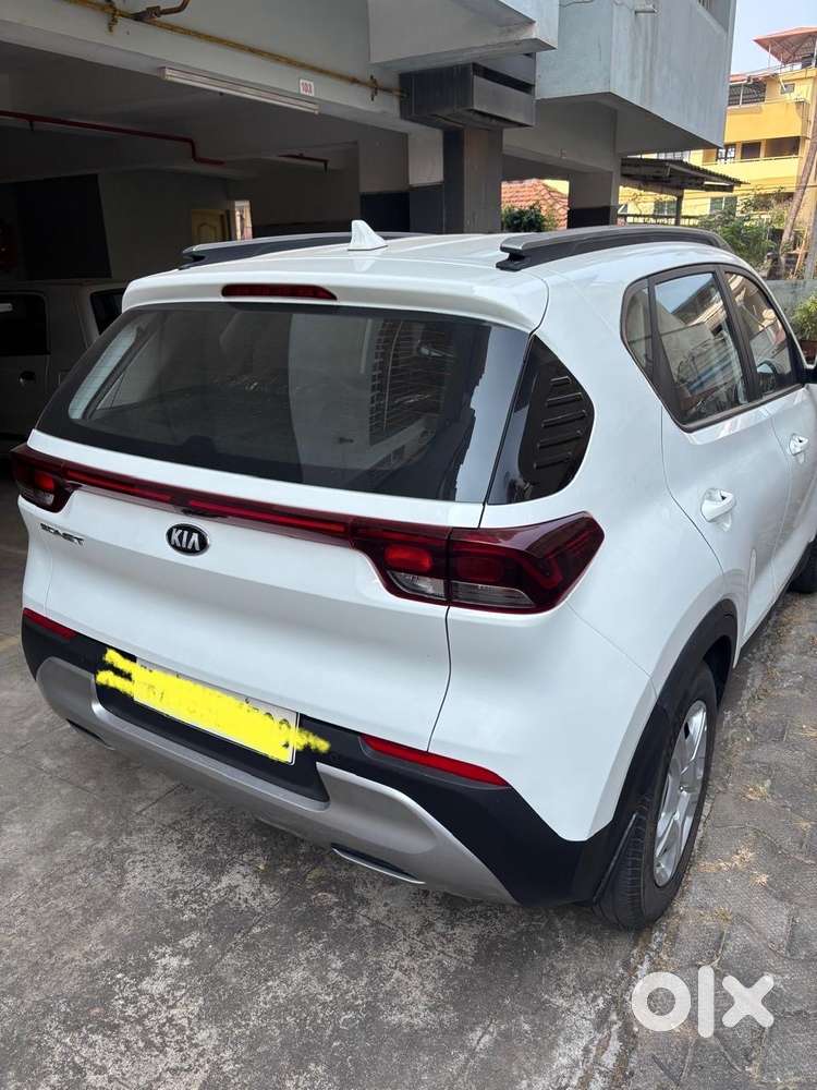 Kia Sonet Petrol 22209 Km Driven
