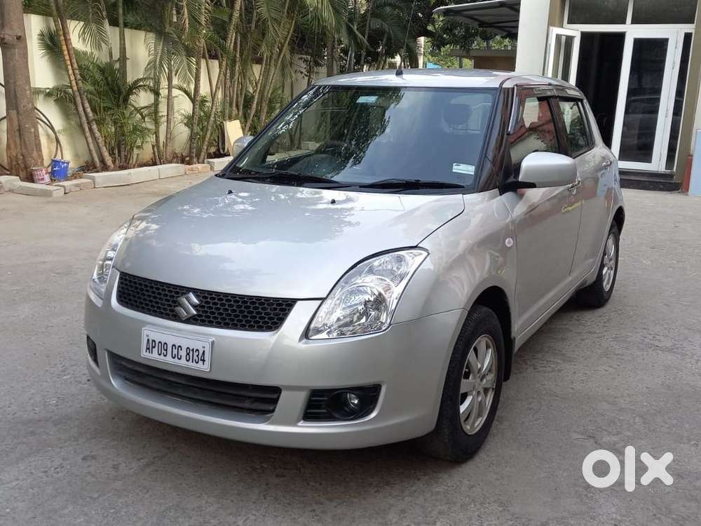 Maruti Suzuki Swift Vvt Zxi, 2010, Petrol