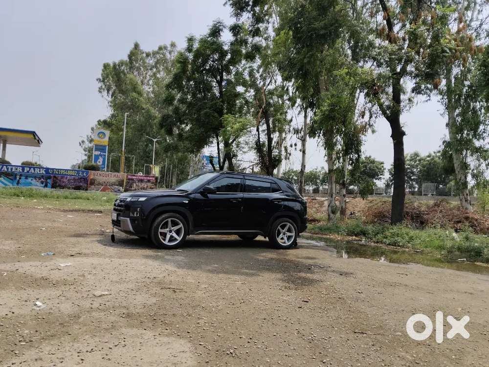 Hyundai Creta Facelift 2024 Petrol Manual Showroom Condition Alloywhel