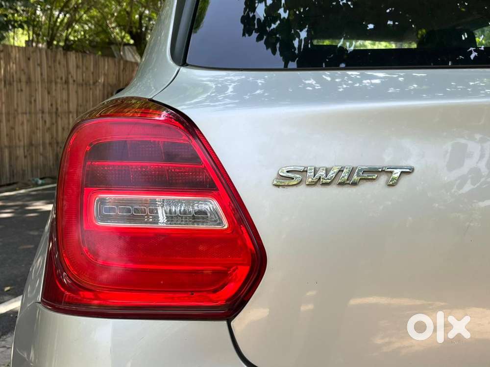 Maruti Suzuki Swift Vxi Optional, 2022, Petrol