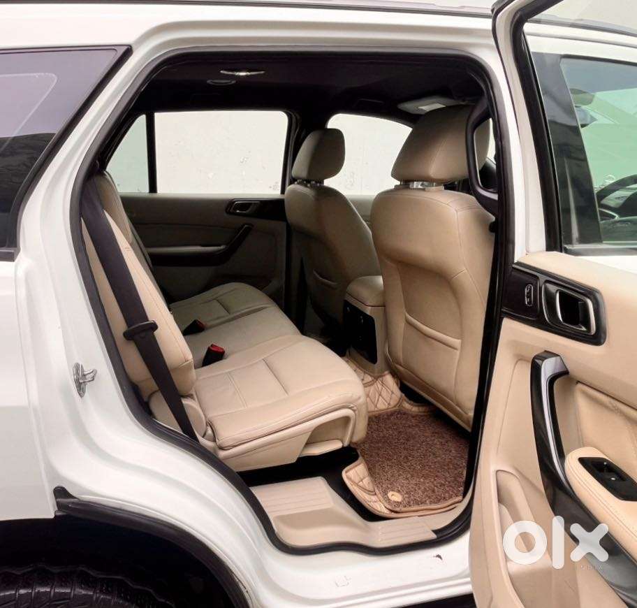 Ford Endeavour 2.2 Titanium At 4x2, 2016, Diesel