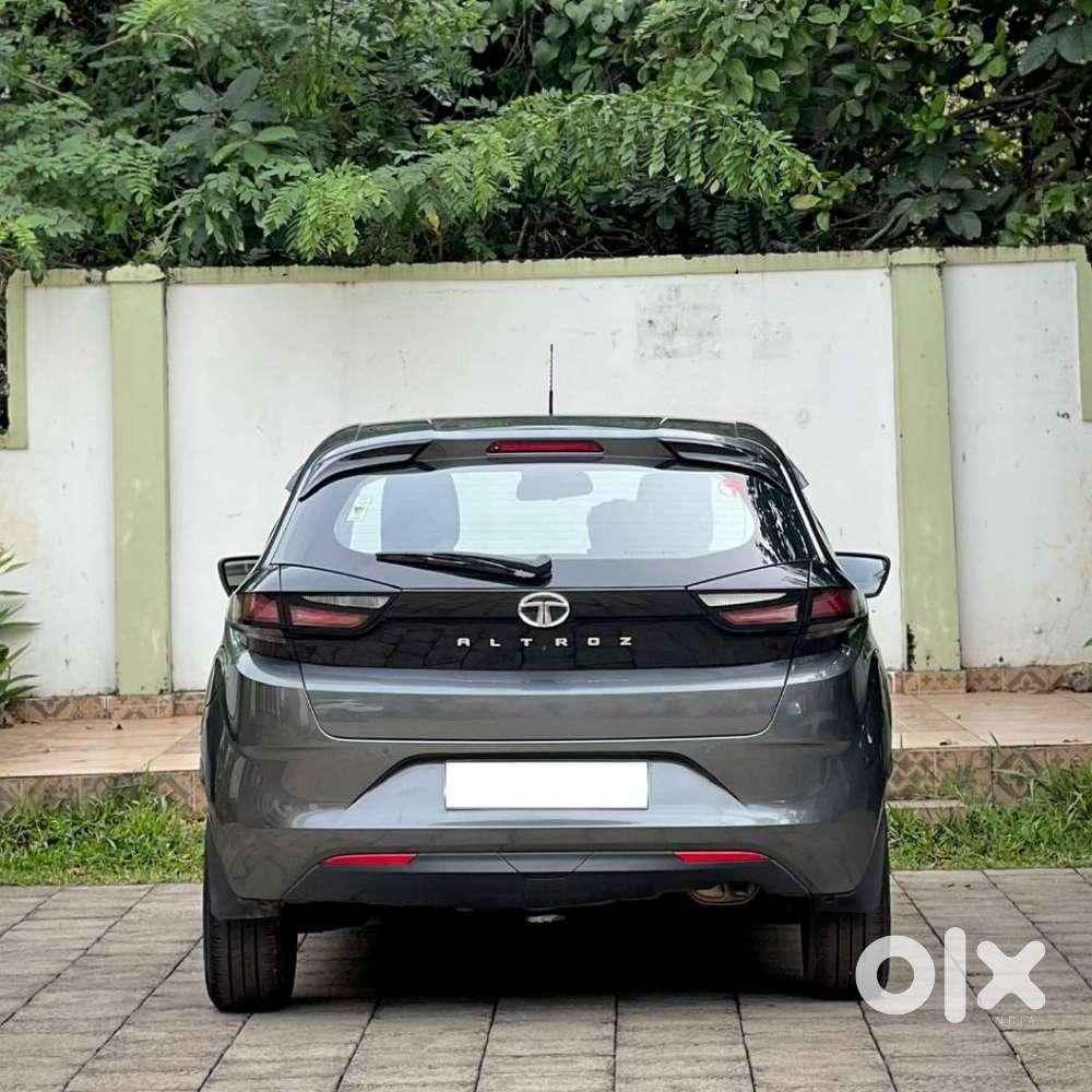 Tata Altroz Xz, 2022, Petrol
