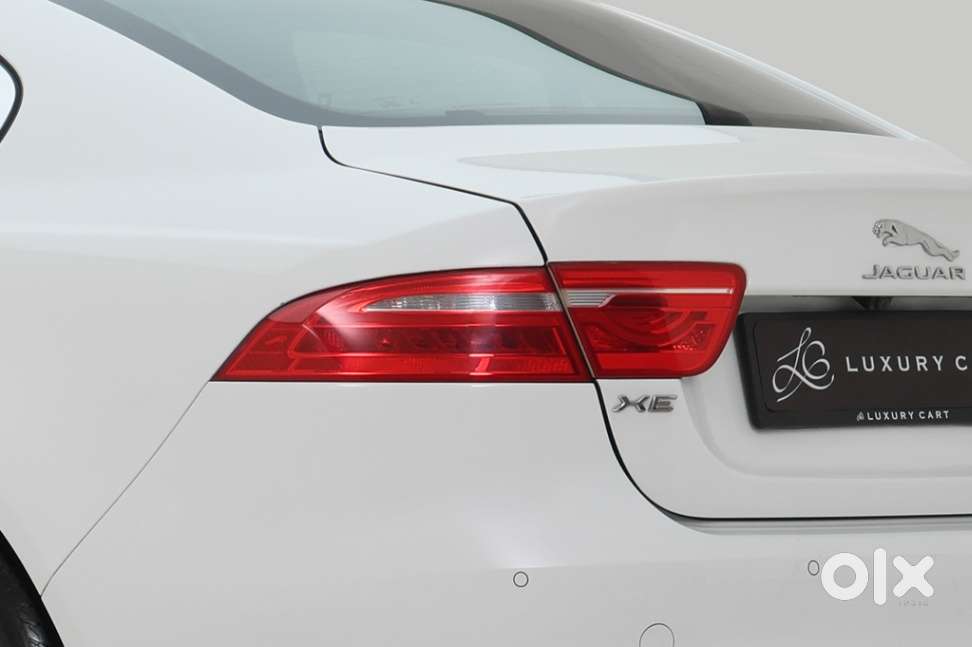 Jaguar Xe Prestige, 2018, Petrol