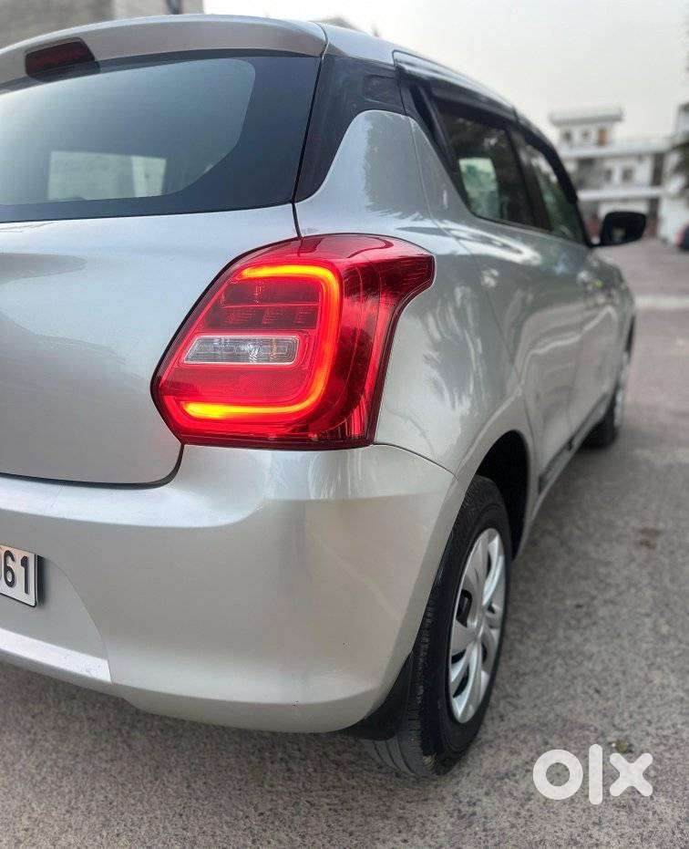 Maruti Suzuki Swift Vxi + Manual, 2018, Petrol