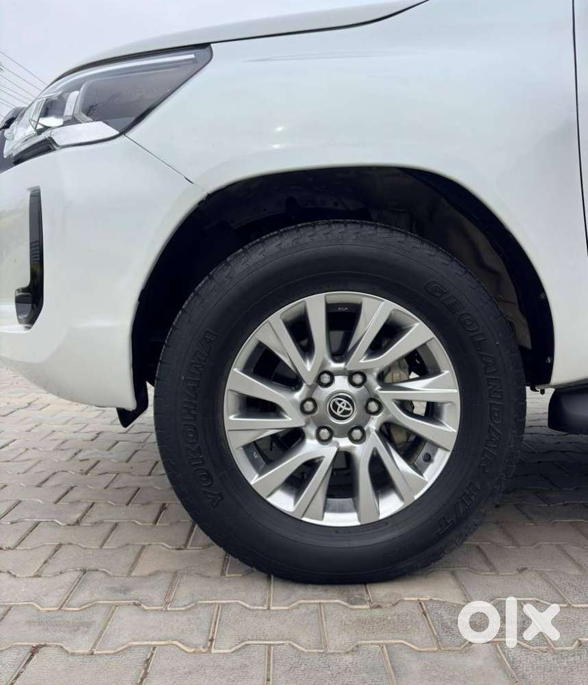 Toyota Hilux High Diesel Turbo Automatic, 2024, Diesel