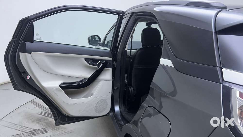 Tata Nexon 1.2 Revotron Xza Plus Hs, 2022, Petrol
