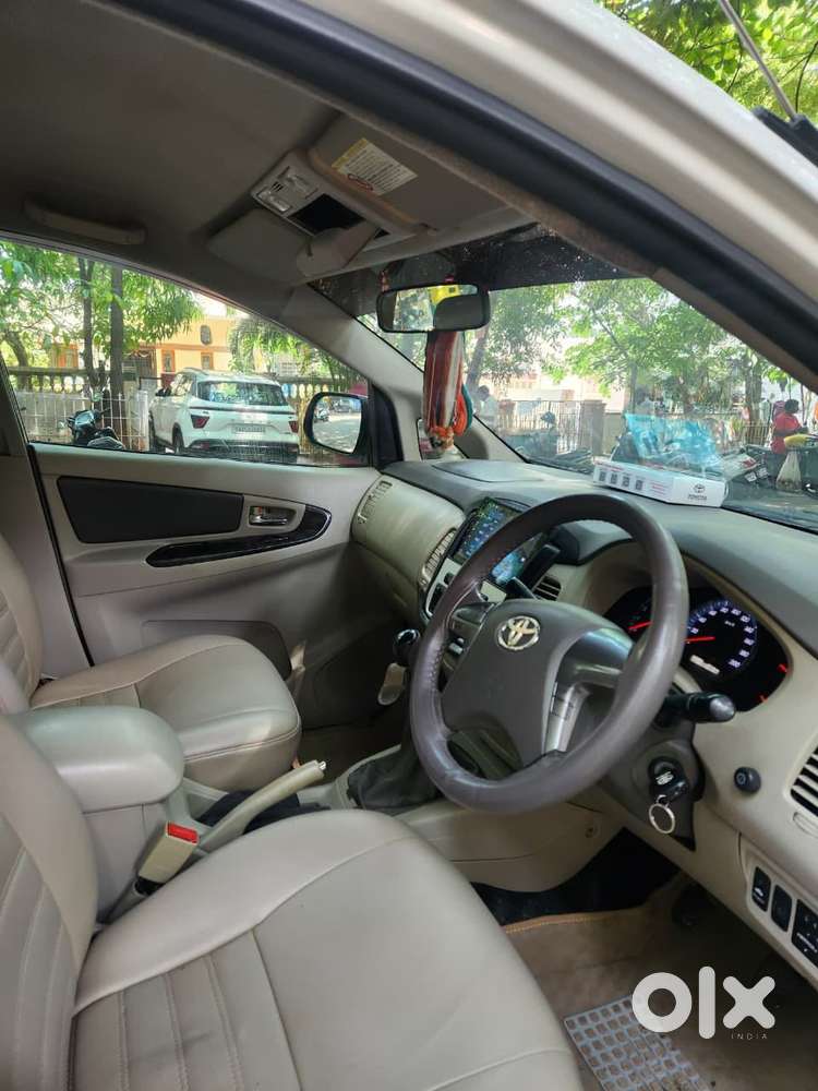 Toyota Innova 2.5 Zx 7 Str Bs-iv, 2014, Diesel