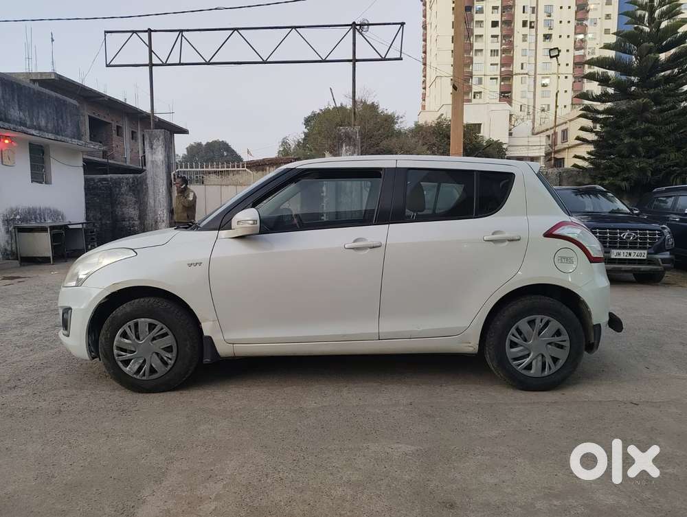 Maruti Suzuki Swift 1.2 Vxi (o), 2016, Petrol