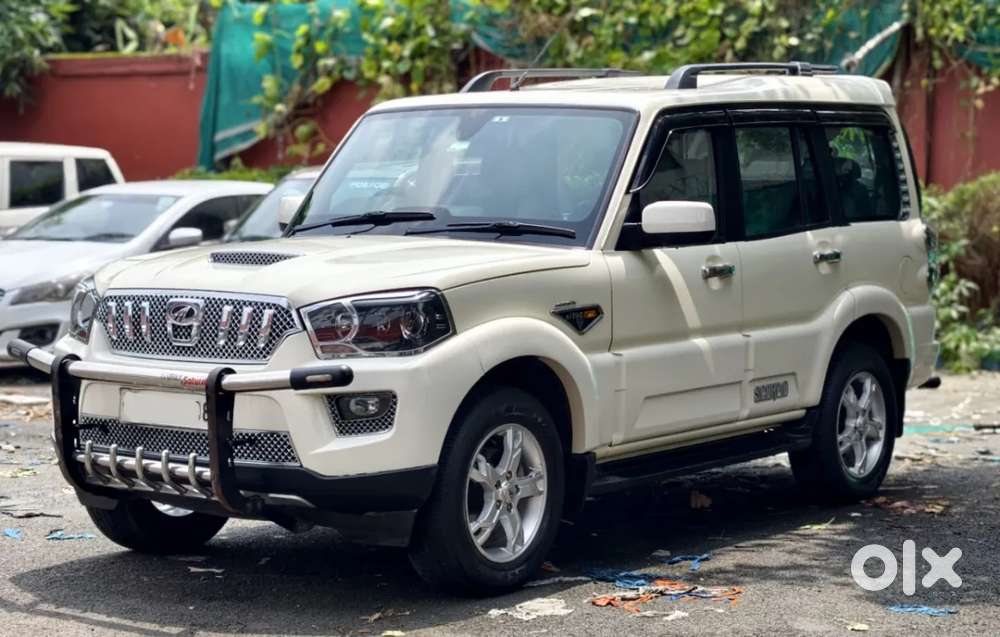 Mahindra Scorpio S10, 2016, Diesel