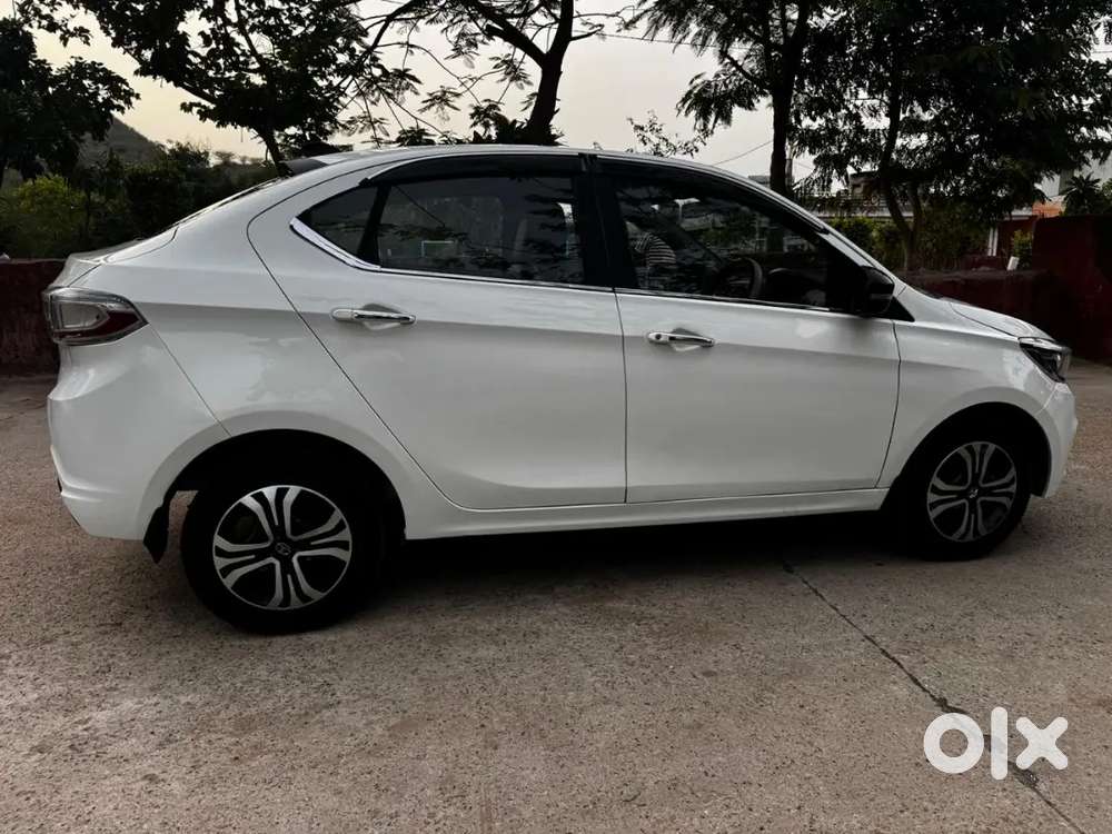 Tata Tiago Revotron 2022