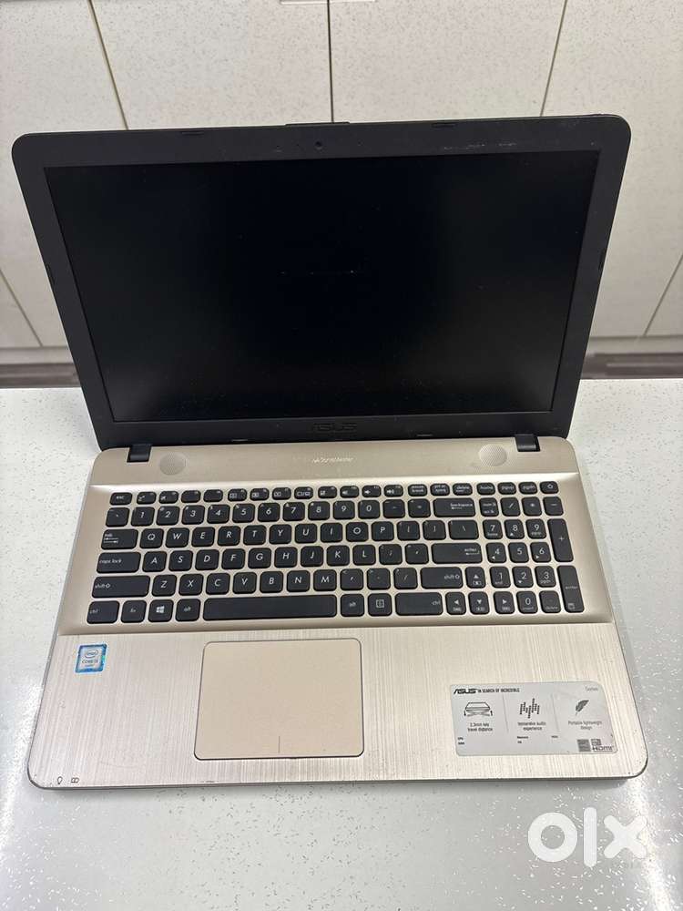 Asus X series laptop with 8gb ram and 256gb ssd. For sell
