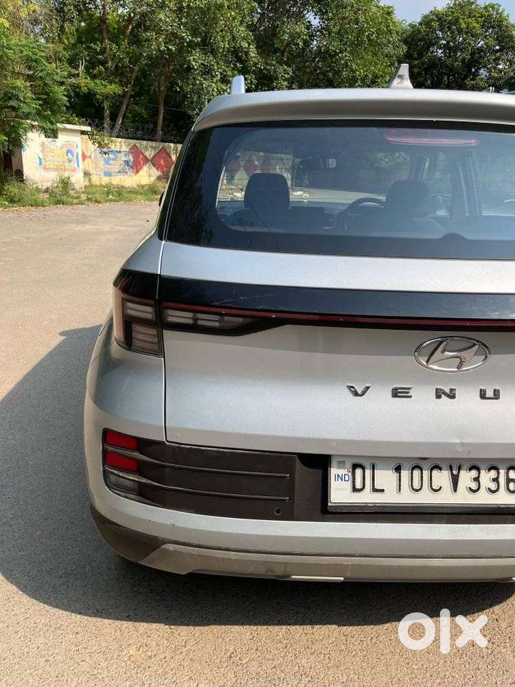Hyundai Venue 1.2 S (o), 2023, Petrol