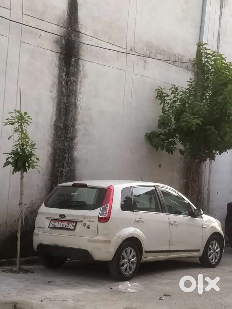 Ford Figo Petrol 1.2 Manual 2013