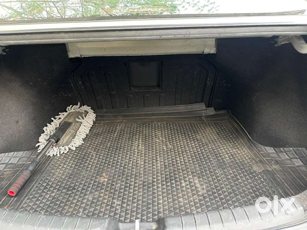 Hyundai Petrol Manual 2018