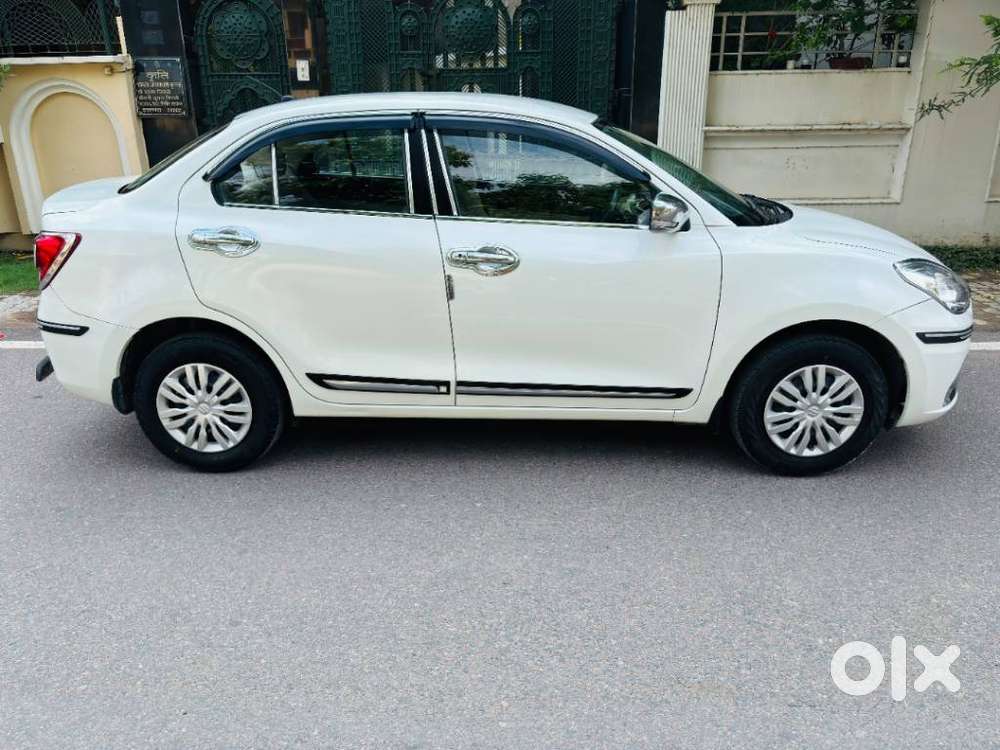 Maruti Suzuki Dzire 1.2 Vxi Cng, 2024, Cng & Hybrids