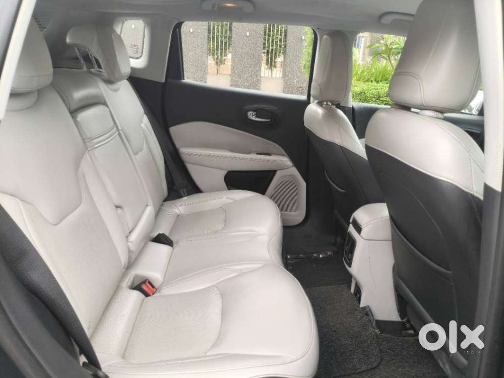 Jeep Compass 2.0 Limited Option Black, 2018, Diesel