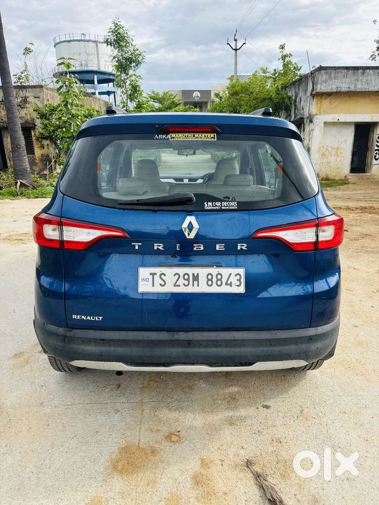 Renault Triber Rxz, 2022, Petrol