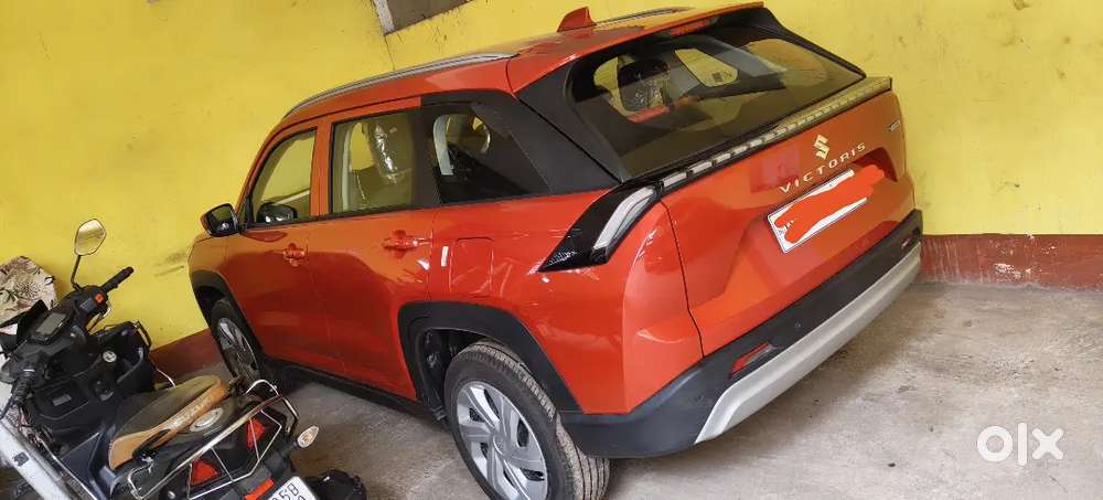 Maruti Suzuki Victoris Petrol 2026
