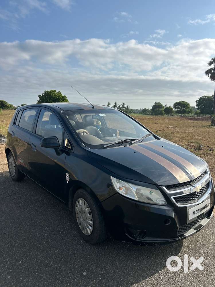 Chevrolet Sail Hatchback 2013 Year