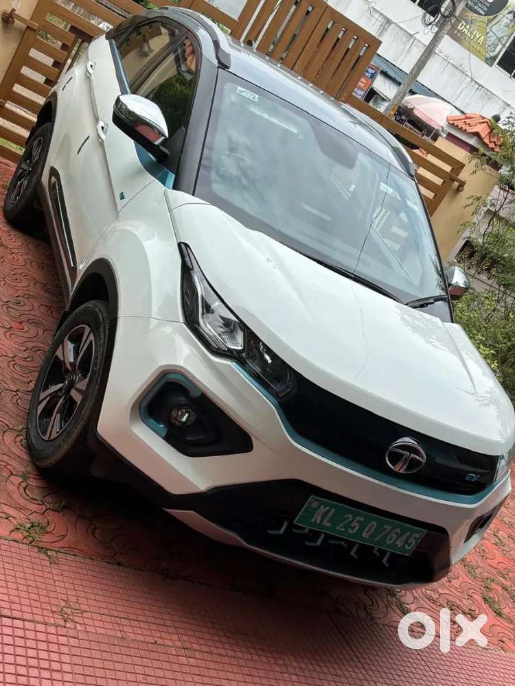 Tata Nexon Ev 2.0 Xz Plus Well Maintained