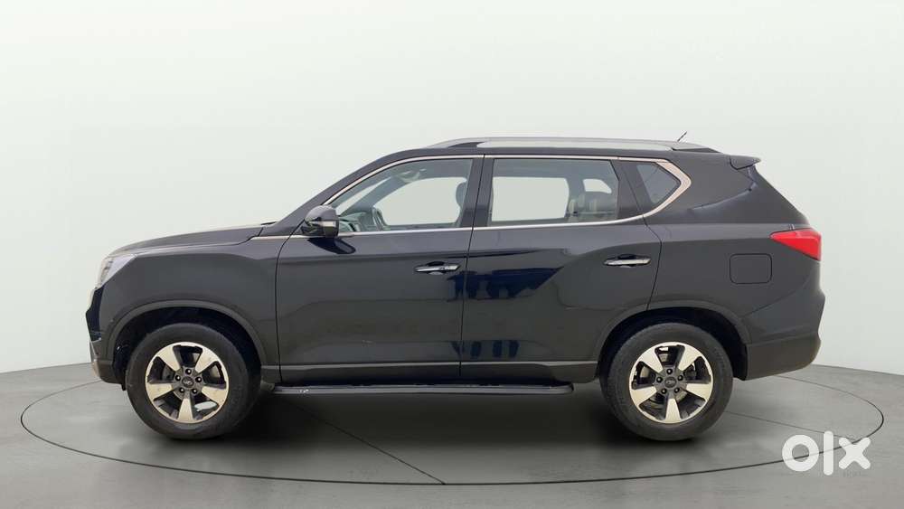 Mahindra Alturas G4 4x4 At, 2022, Diesel