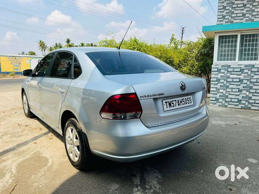 Volkswagen Vento 2010-2013 Petrol Highline, 2012, Petrol