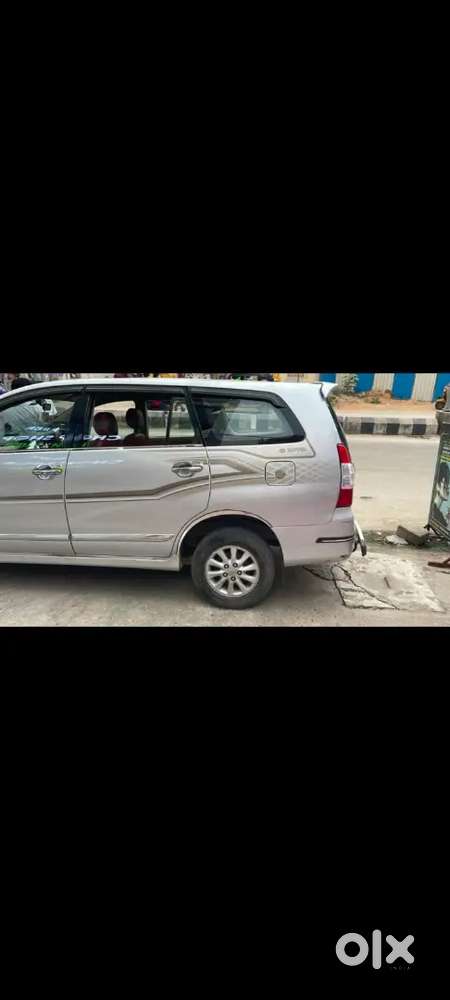 Toyota Innova 2014 Diesel 245000 Km Driven