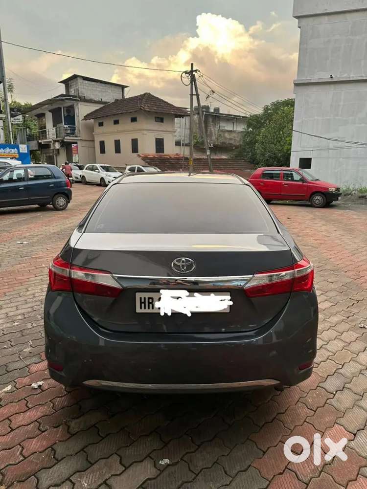 Toyota Corolla Altis 2014