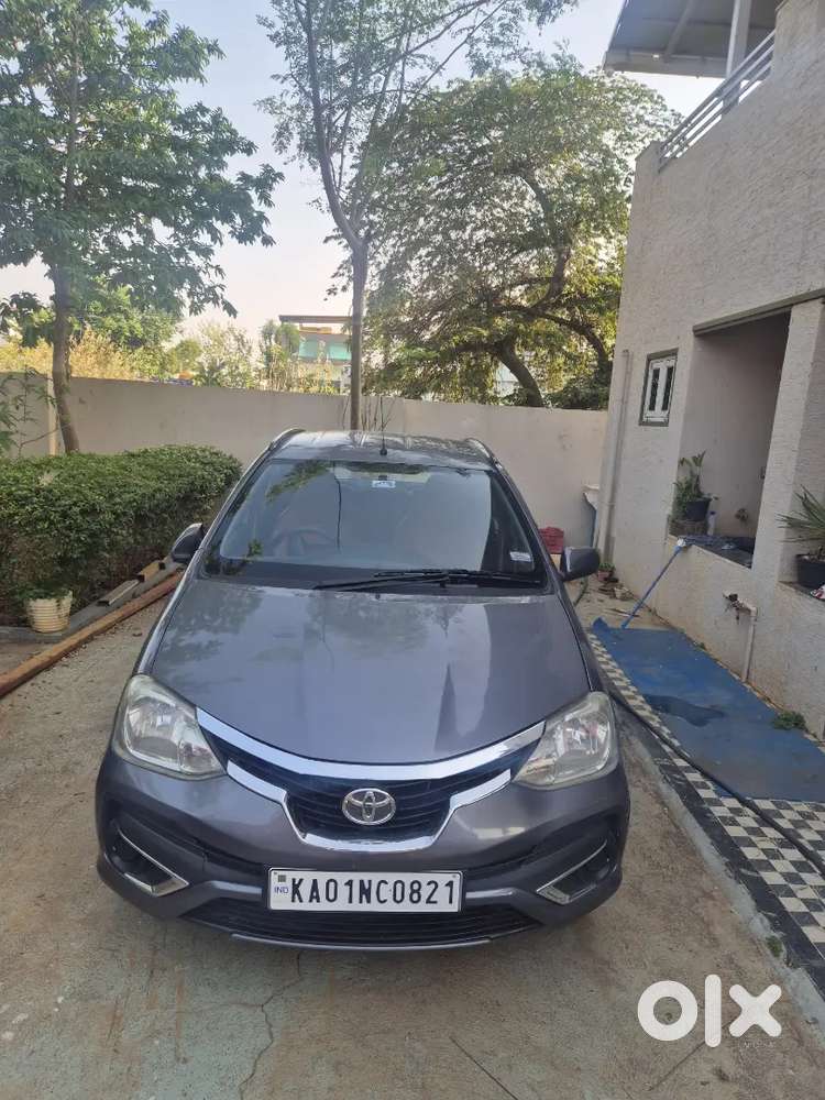 Toyota Etios Cross 2014