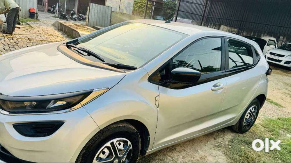 Tata Altroz Xe 1.2 Petrol 2020 &ndash; First Owner, Ghaziabad