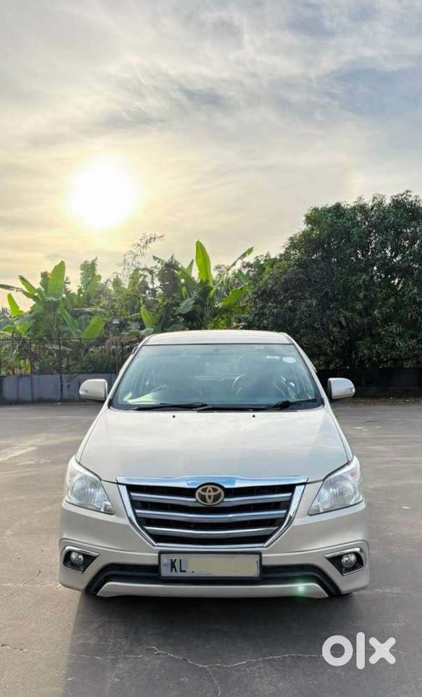 Toyota Innova 2.5 2015