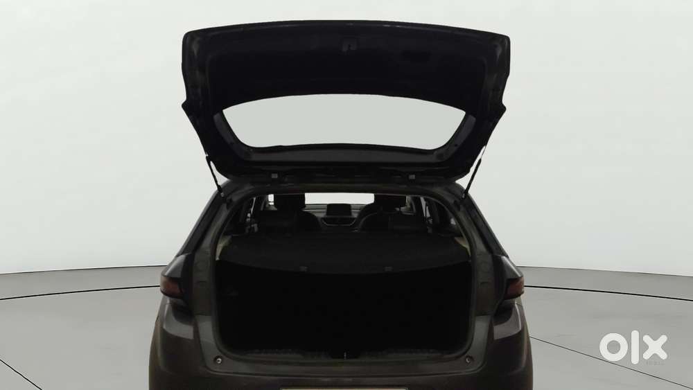 Tata Altroz Xz, 2021, Petrol