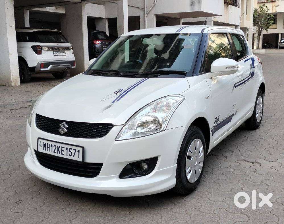 Maruti Suzuki Swift Vxi + Manual, 2013, Petrol