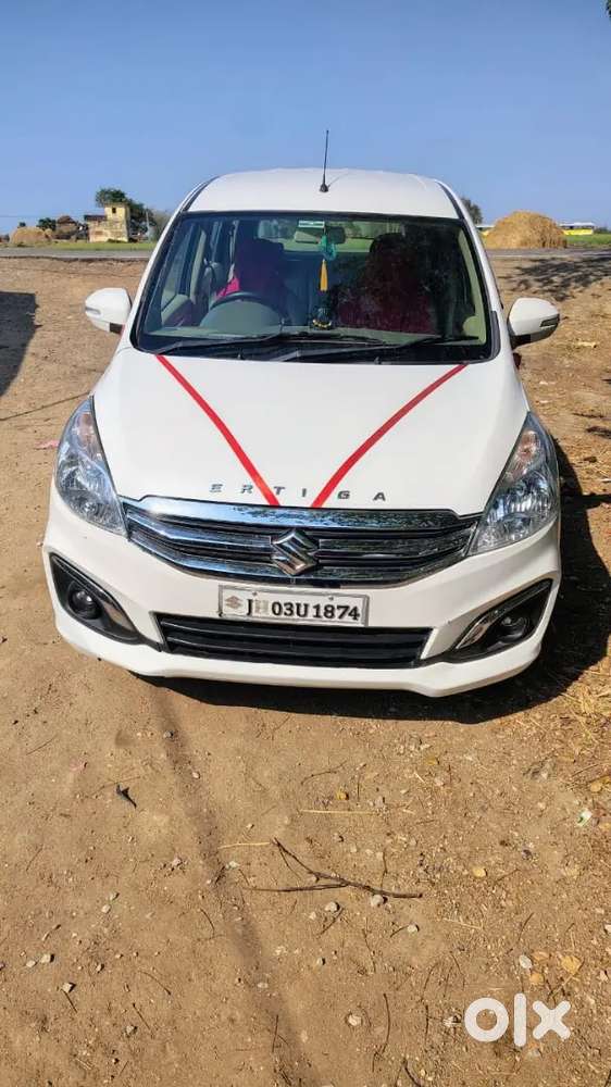 Maruti Suzuki Ertiga 2017 Petrol Manual Bahut Accha Gaadi Hai