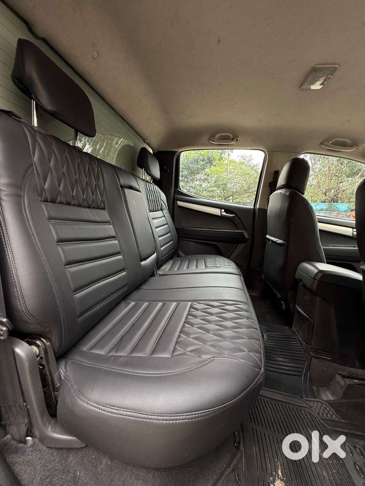 Isuzu V-cross Z Prestige 4x4 Mt, 2019, Diesel