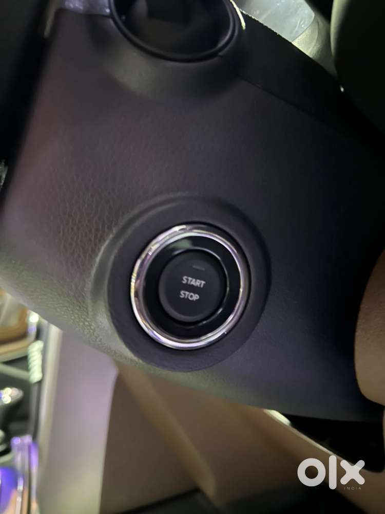 Mahindra Thar Roxx Ax7 L Diesel At 4wd, 2026, Diesel