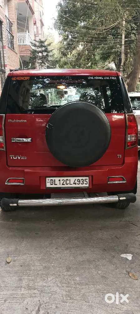 Mahindra Tuv 300 2017