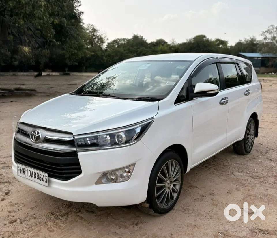 Toyota Innova Crysta 2.4 V 7 Str, 2017, Diesel