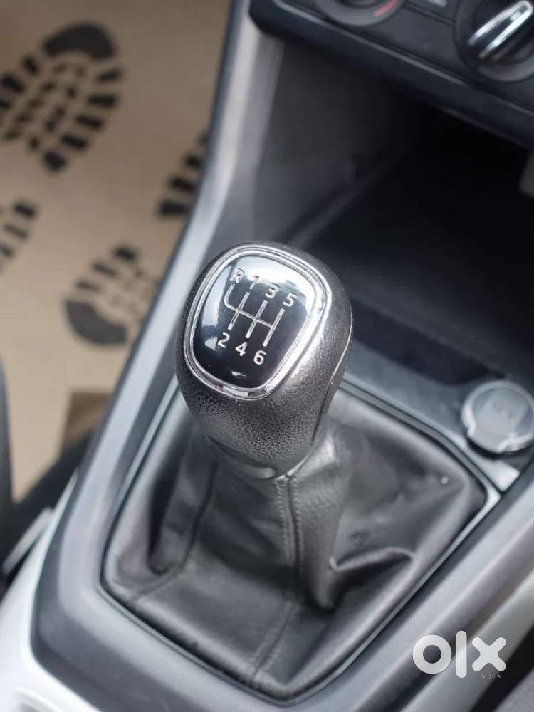 Skoda Kushaq Active 1.0 Tsi Mt, 2022, Petrol