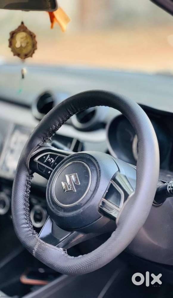 Maruti Suzuki Swift Vxi + Manual, 2022, Petrol